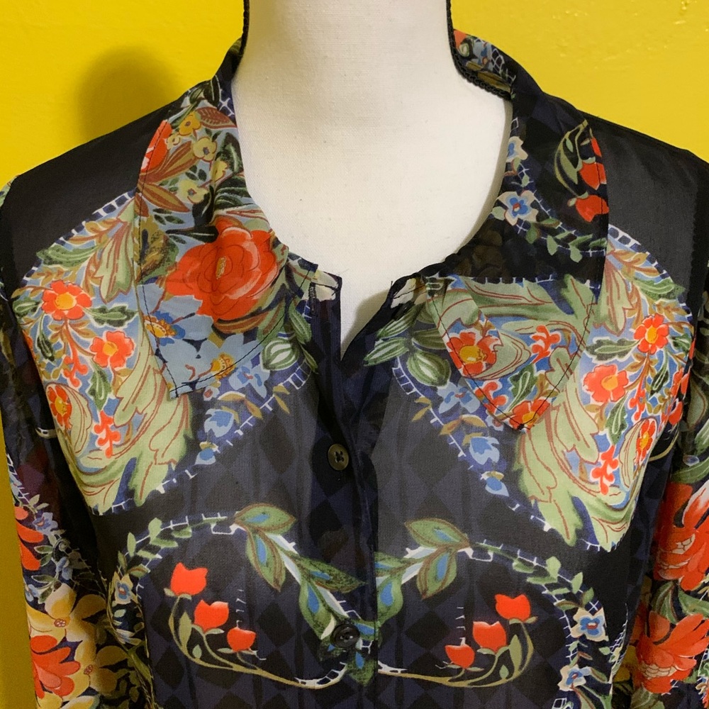 Cabi Long Sleeve Blouse - Picture 3 of 3